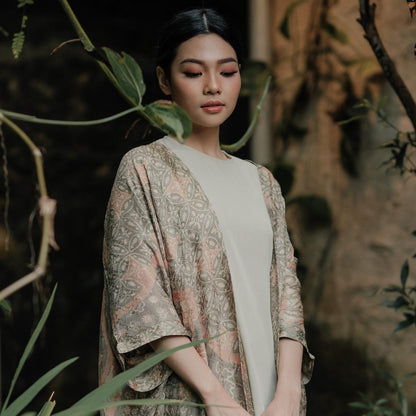 Kirana Outer 67 / Kaftan Batik
