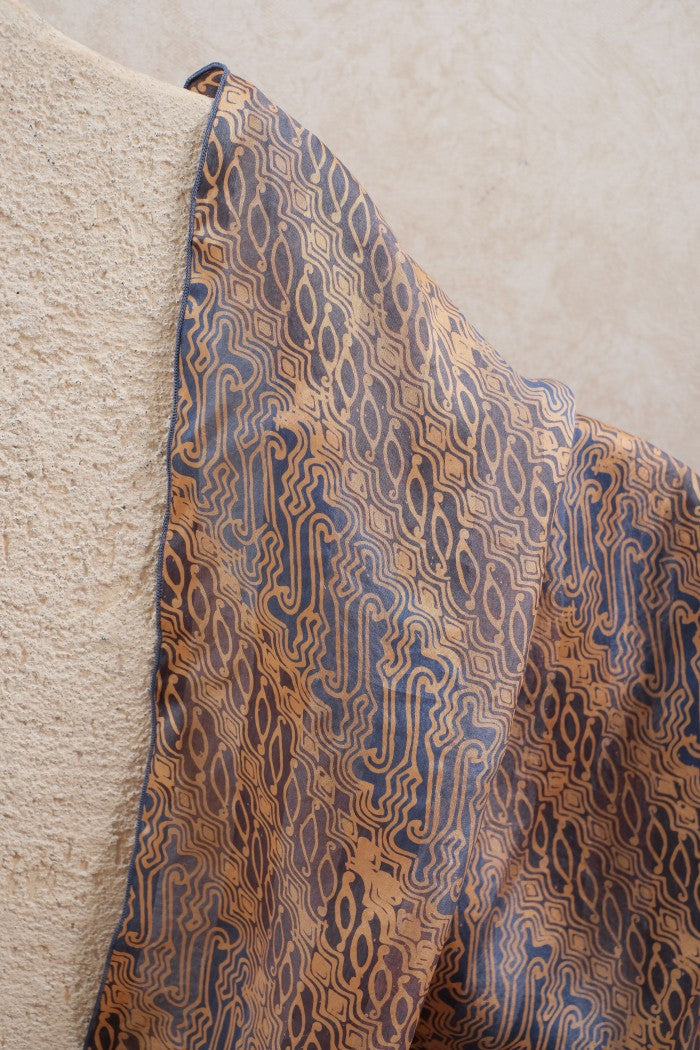 Syal Batik Sutra Parang Curigo 1 - Blue - 45