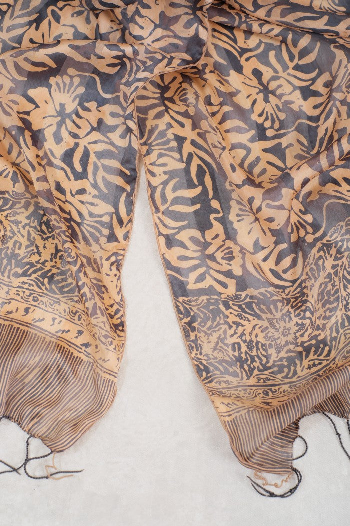 Syal Batik Sutra Daun - Grey - 45