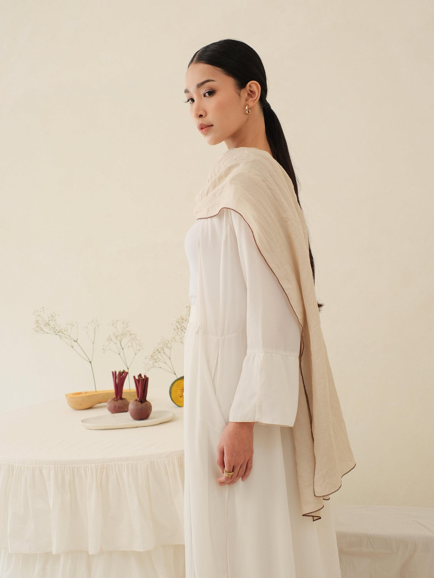 Alma in Cream Shawl - Selendang Batik