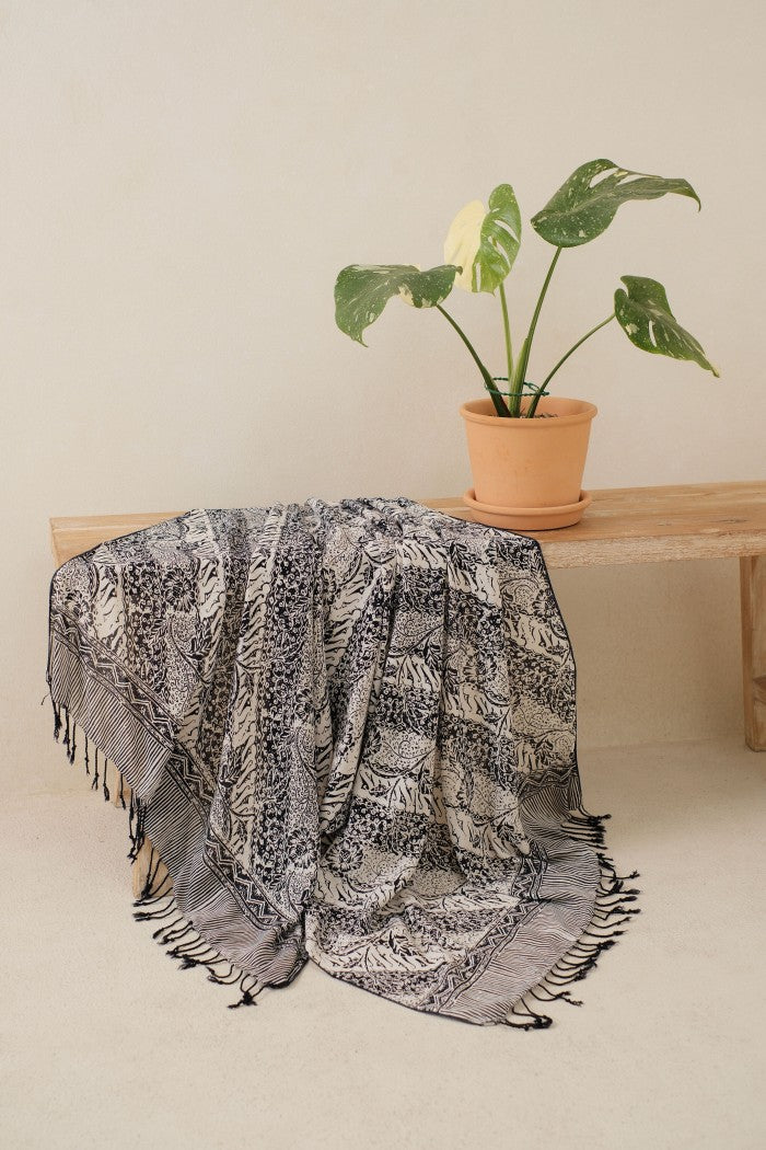 Selendang Batik TCE Parang Bunga Black - 80