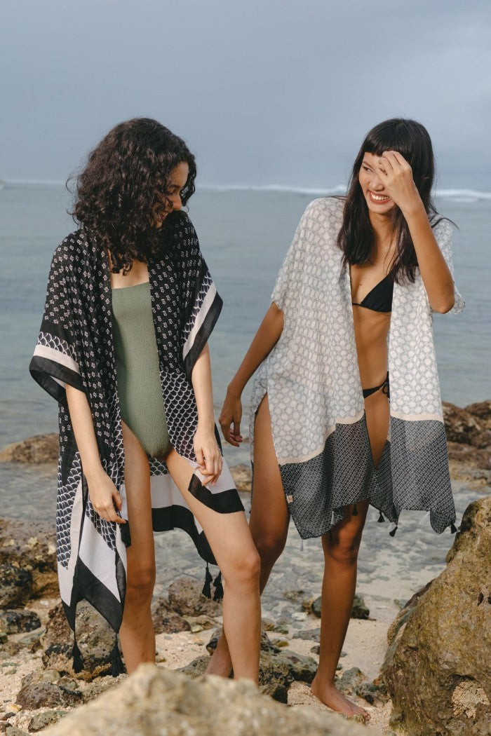 Halia Outer
