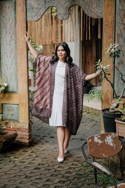 Kirana 61 Outer Kaftan Batik