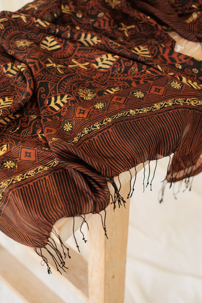 Selendang Sutra Batik - Daun Garis - 90
