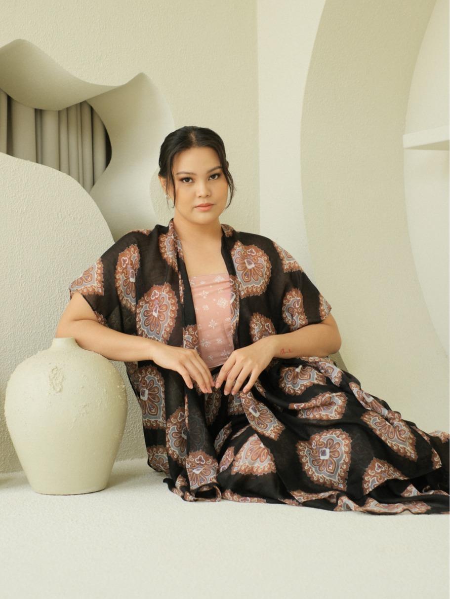 (DEFECT SALE) BATIK RATU - Jenna Outer / Cardigan / Shawl Batik