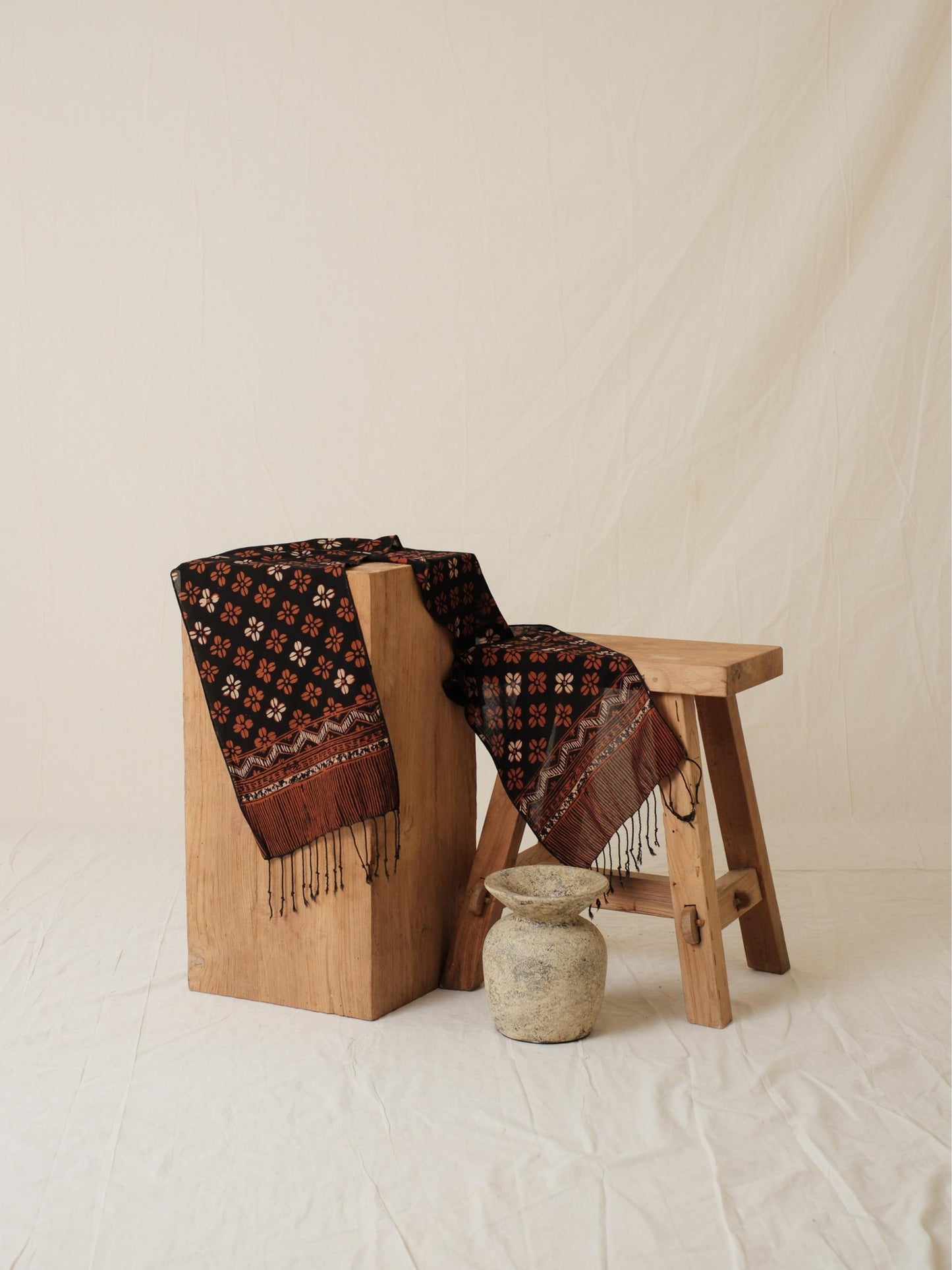 Scarf Batik Kopi Kawung - Sogan | DNF