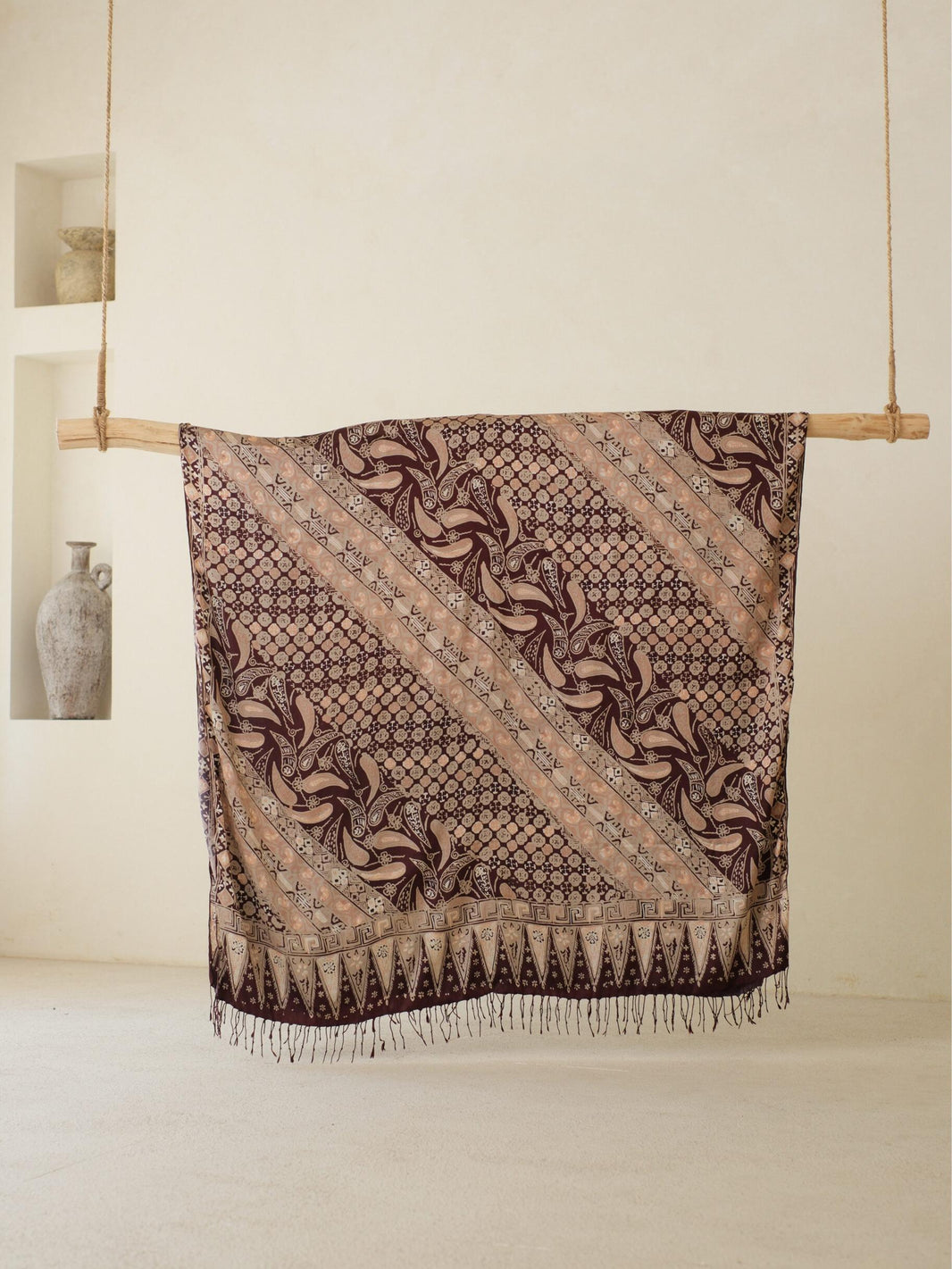 Selendang Sutra Batik Tulis - Swarna Truntum - Brown