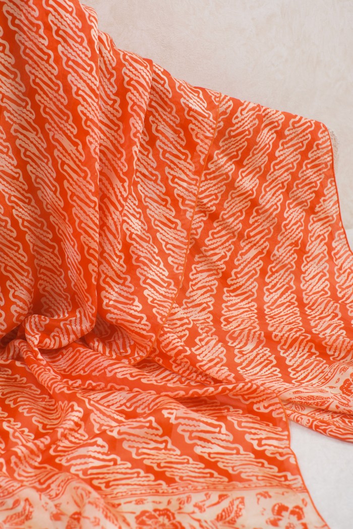 Syal Batik Sutra Parang Tuding - Orange - 45