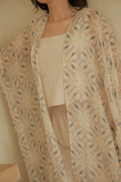 Tyas Outer / Cardigan