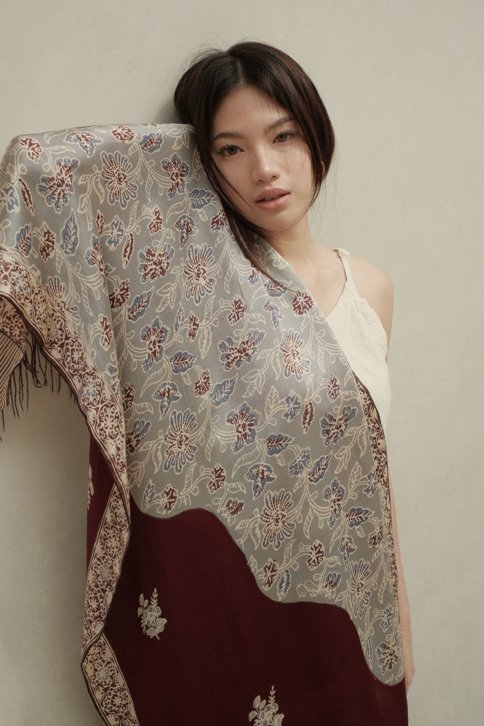 Syal Sutra Batik Premium - Selaras Maroon Grey
