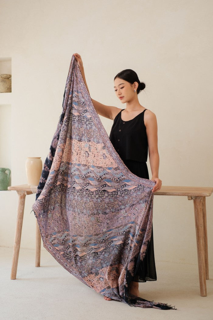 Selendang Sutra Batik Tulis - Alam Merak