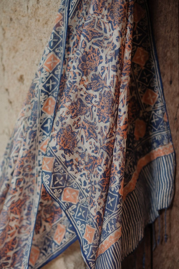 Syal Batik Sutra Blue 02