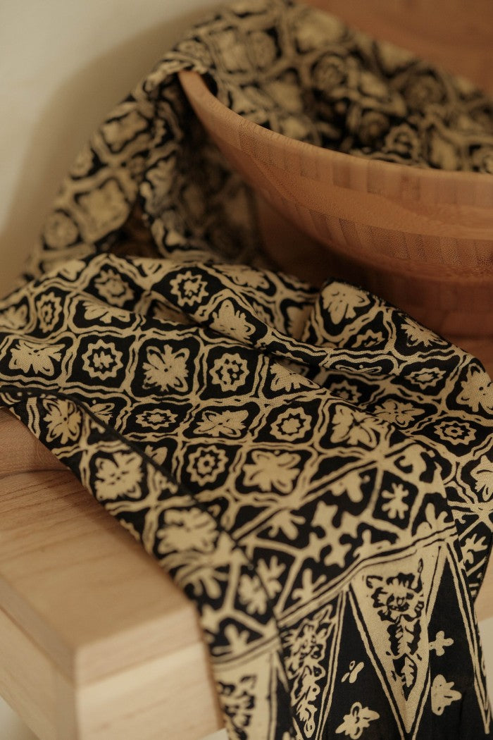 Scarf Batik Songket - Black | DNE