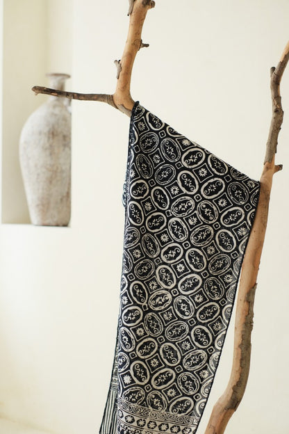 Scarf Batik TCE Kawung Bunga Black