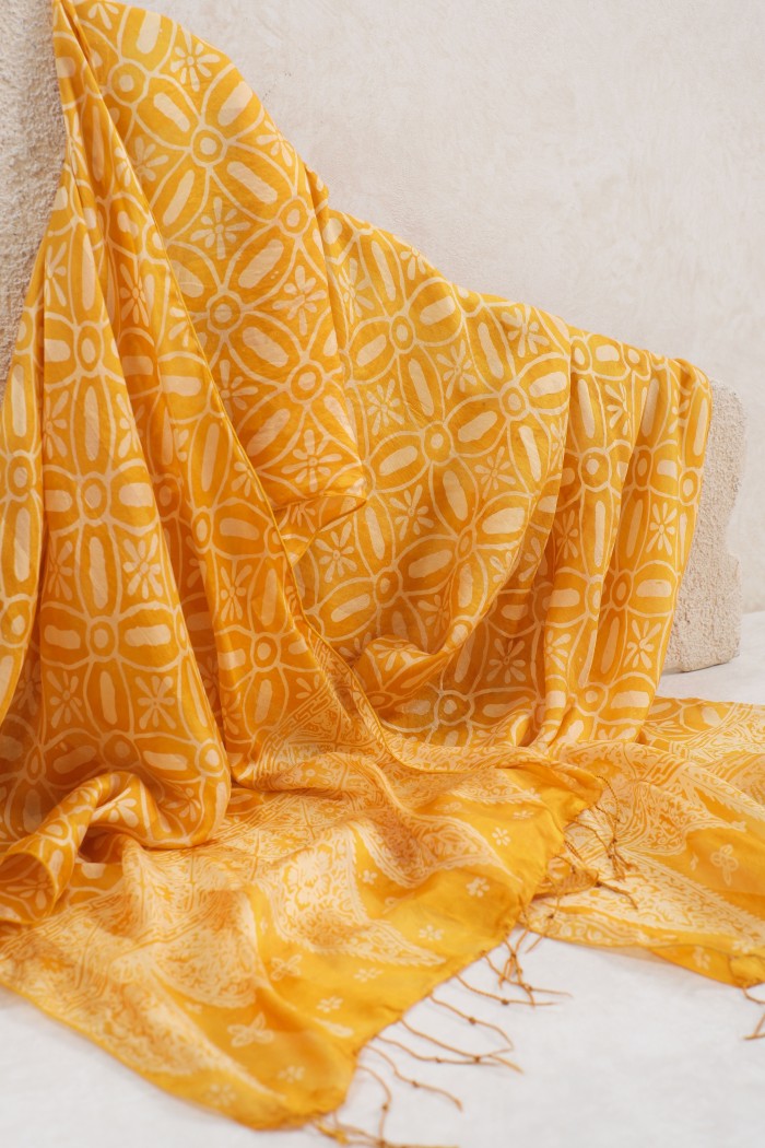 Syal Batik Sutra Kawung - Yellow - 45