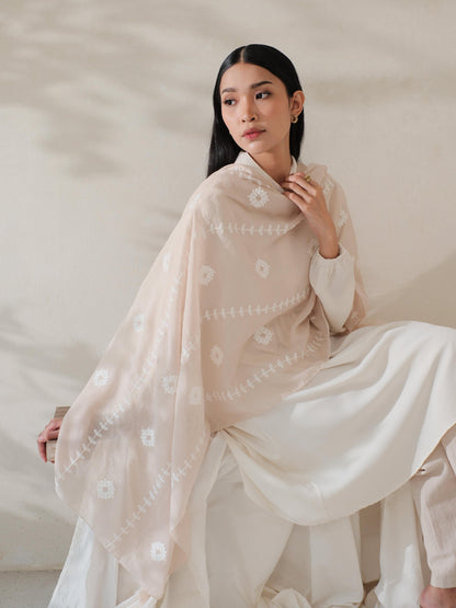 Noor in Cream Shawl - Selendang Batik
