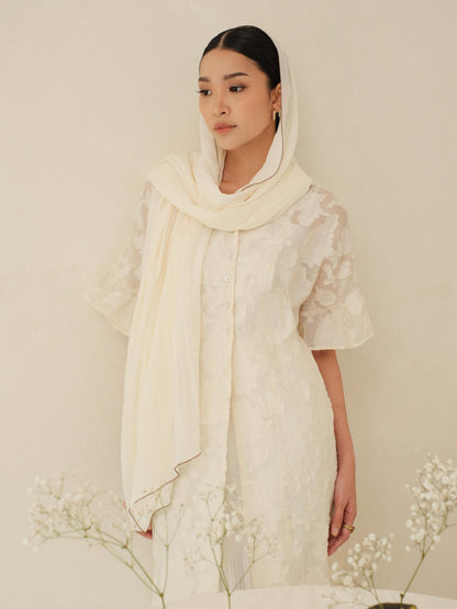 Alma in White Shawl - Selendang Batik