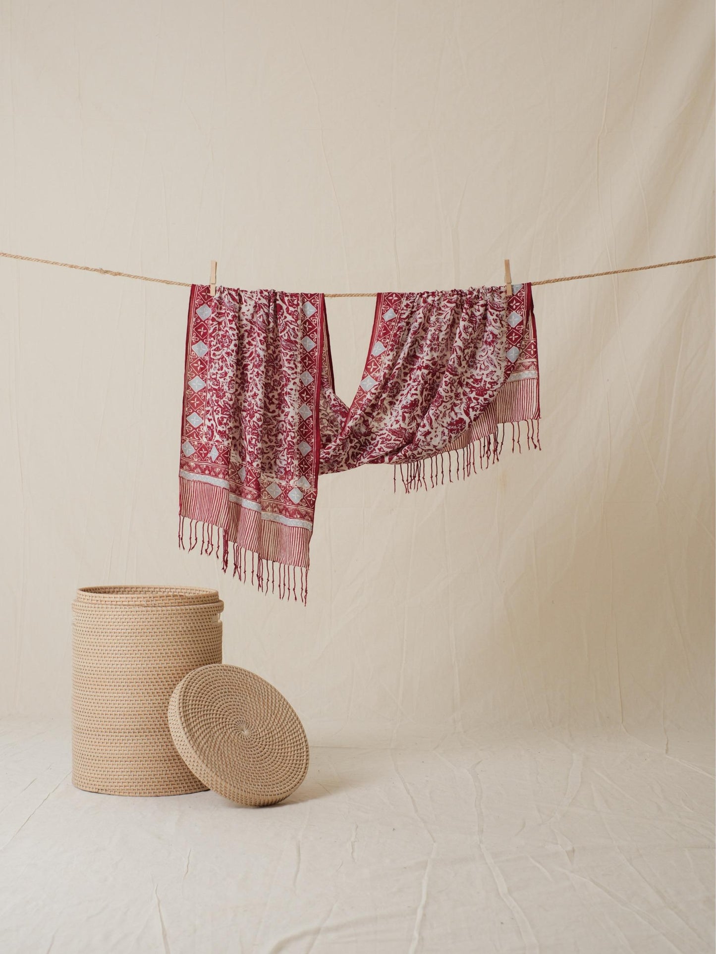 Scarf Batik 50 - Menari - Red | DNN
