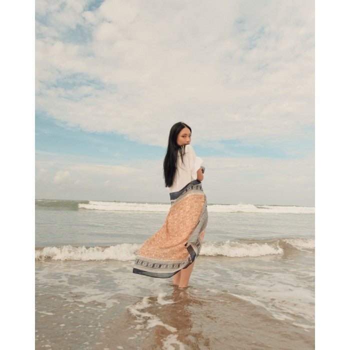 (DEFECT SALE ) - Nihi Shawl - Selendang Batik