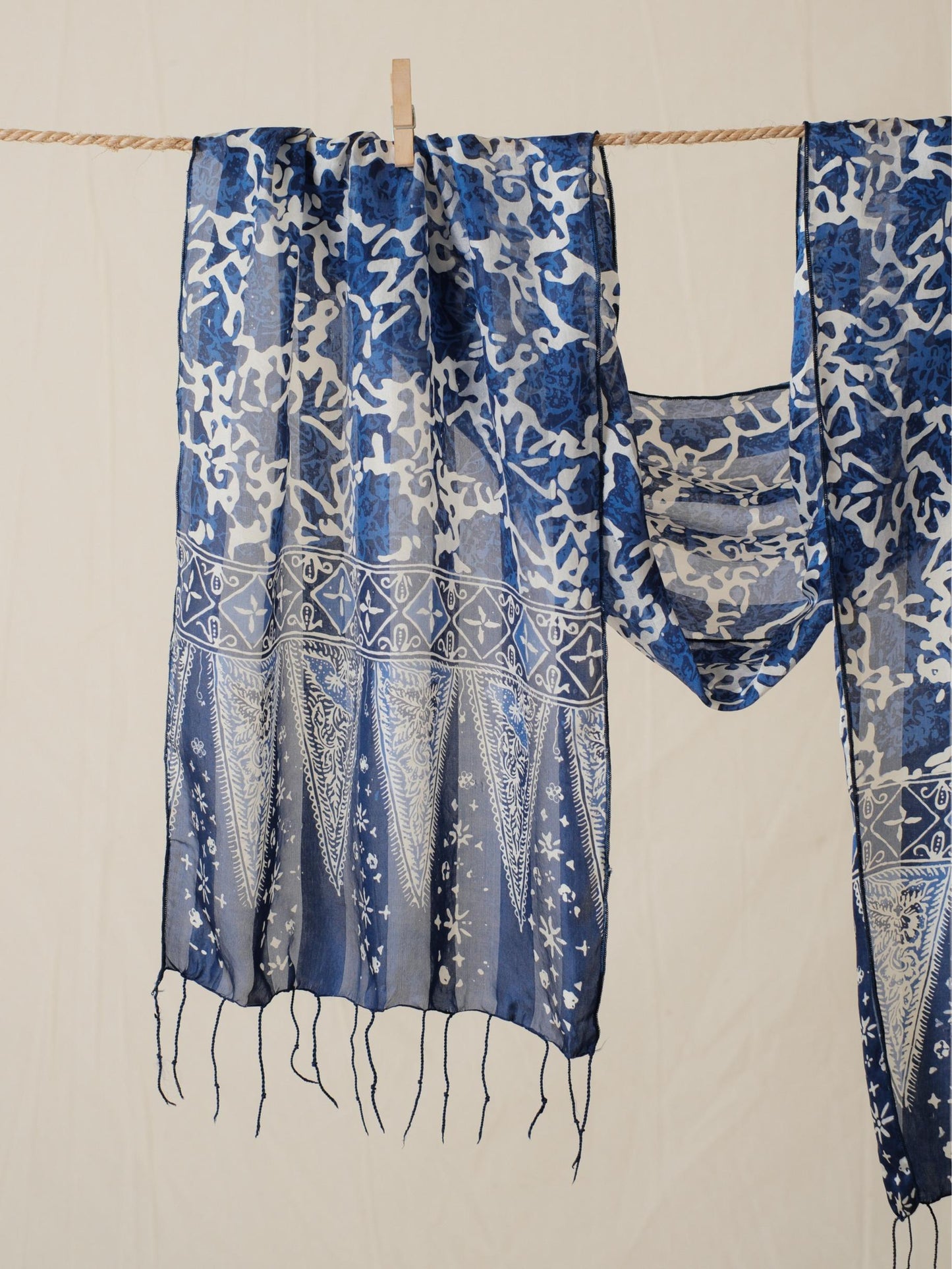 Syal Batik Sutra - Semilir - Blue - 35