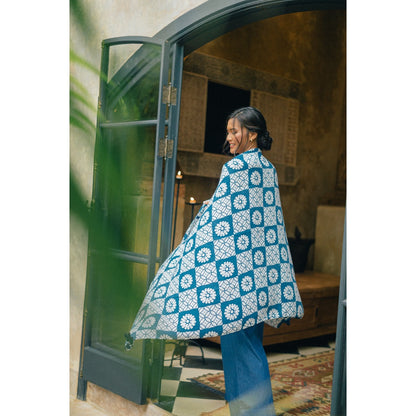 (DEFECT SALE) - Lara Shawl