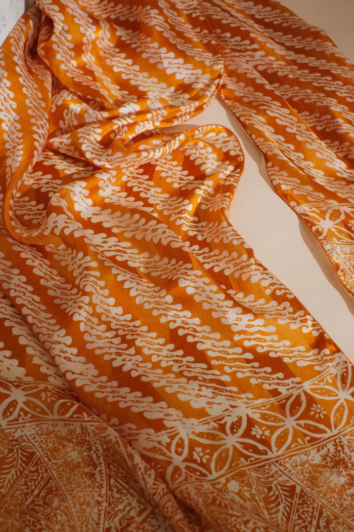 Syal Batik Sutra Parang - Yellow - 45