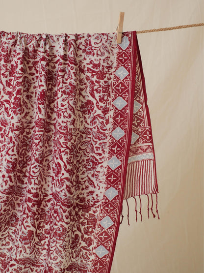 Scarf Batik 50 - Menari - Red | DNN