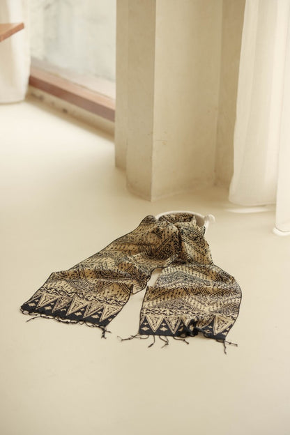 Scarf Batik Parang Kelok - Black | DNE