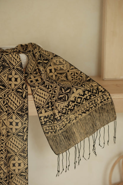 Scarf Batik Tambal - Black | DNE
