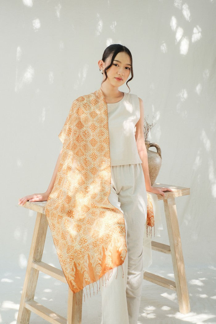 Syal Batik Sutra Kotak Ketapang - Gold - 45