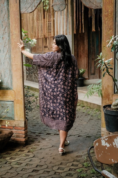 Kirana 61 Outer Kaftan Batik