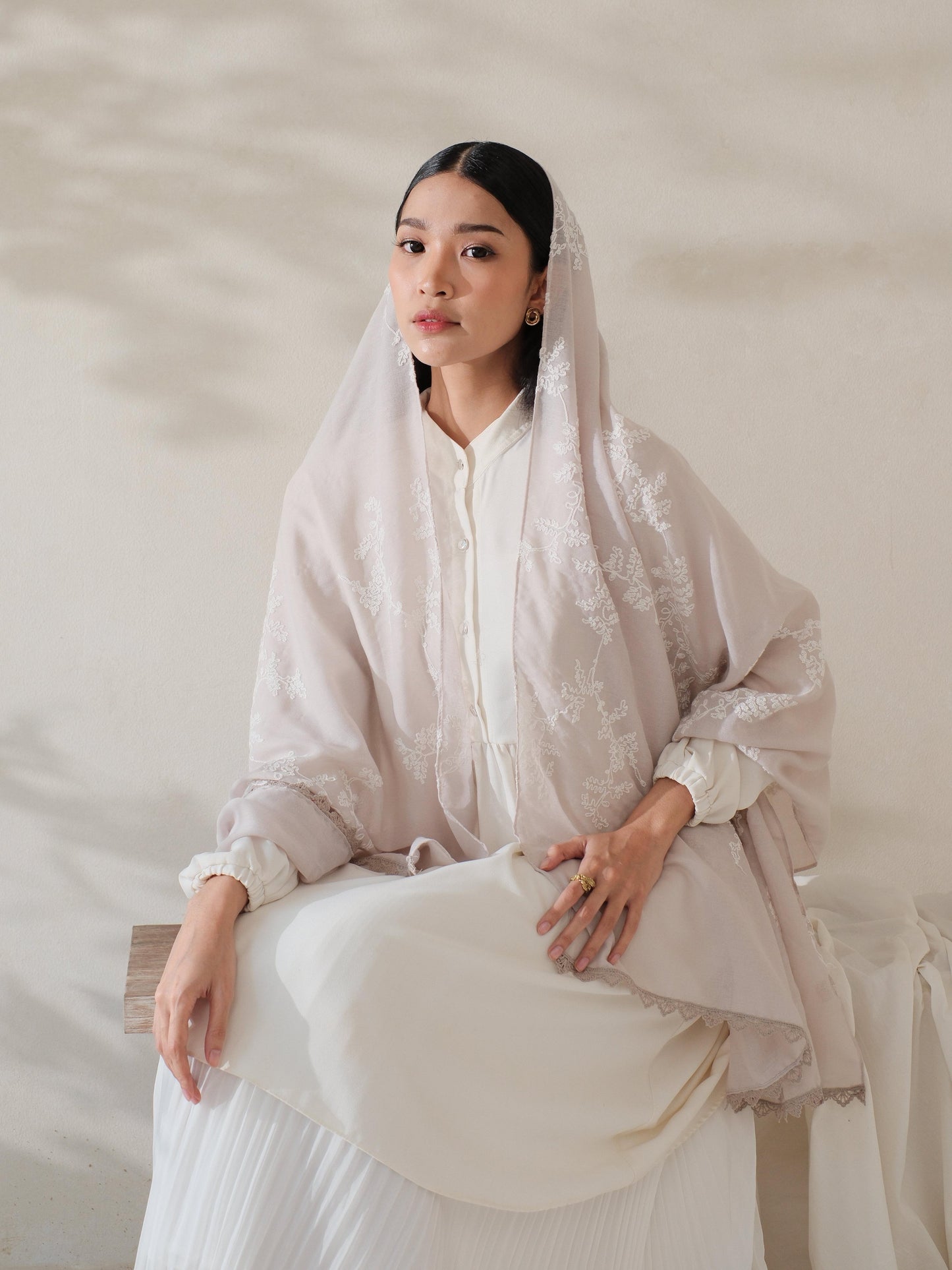 Nyta in Cream Shawl - Selendang Batik