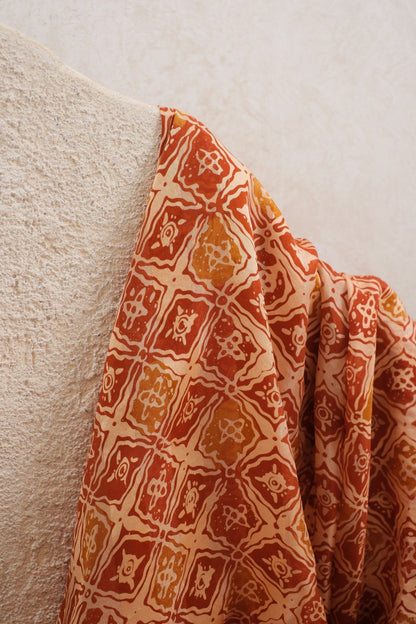 Selendang Sutra Batik - Kotak in Orange  - 90