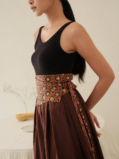 Nadia in Sogan - Obi Belt Batik