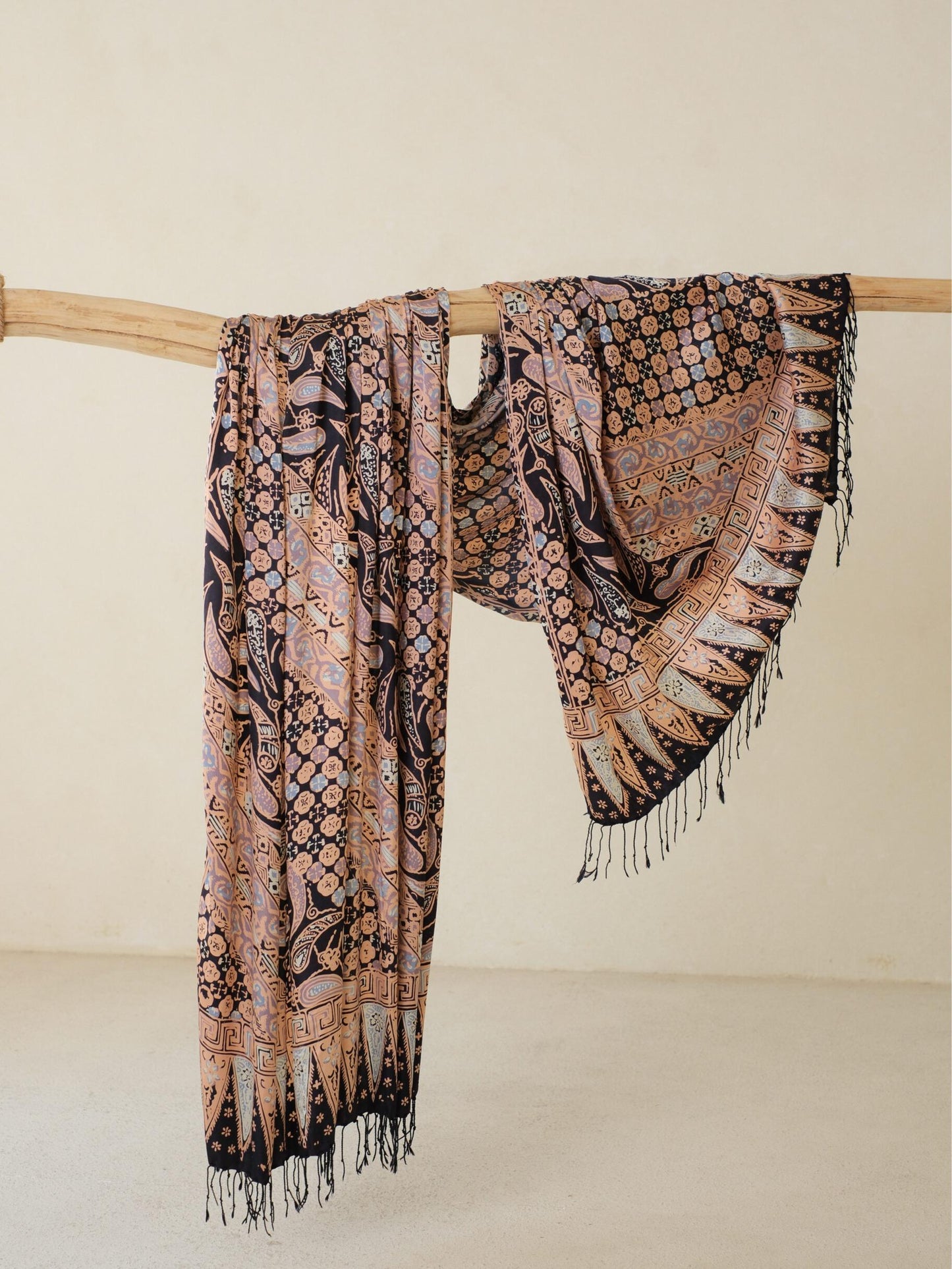 Selendang Sutra Batik Tulis - Swarna Truntum - Dark Blue