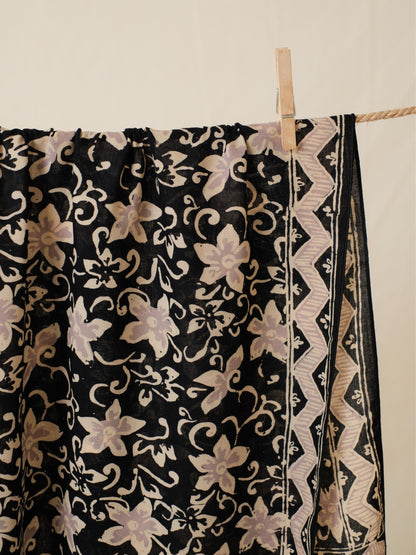 Scarf Batik 50 - Daun Bintang - Black | DNE