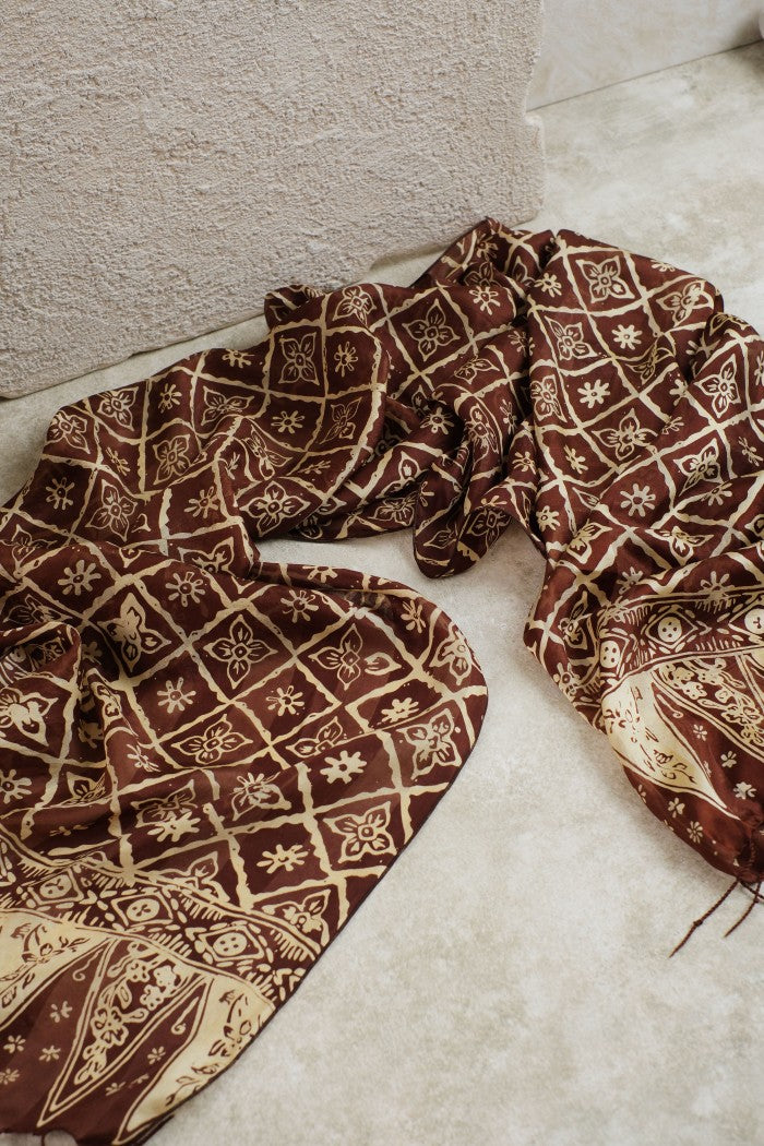 Syal Batik Sutra Songket Batak - Brown - 45