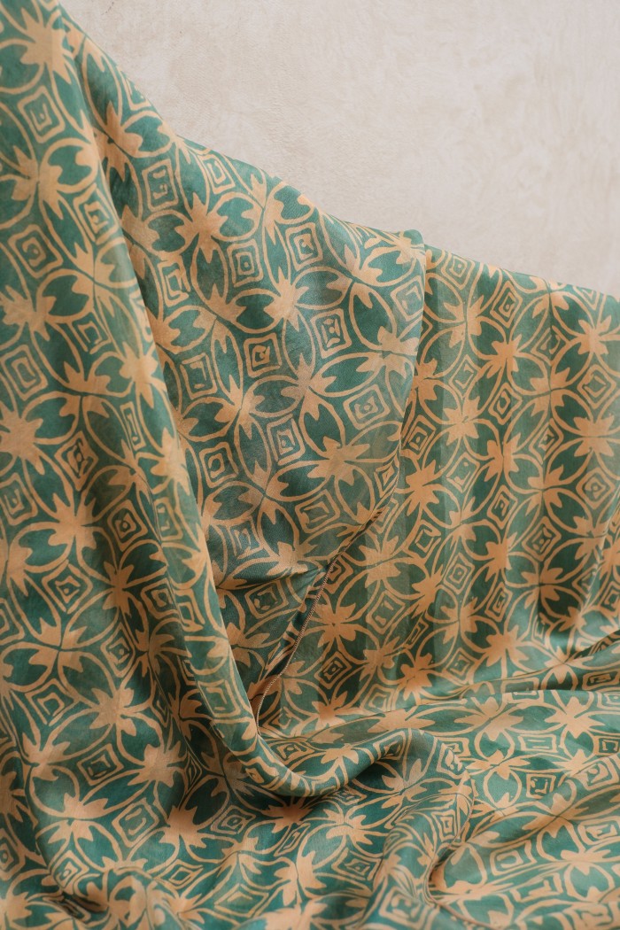 Syal Batik Sutra Kawung - Green - 45