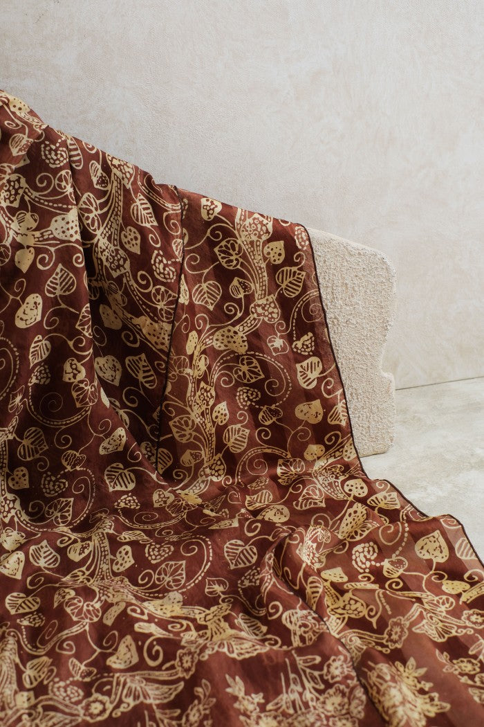 Syal Batik Sutra Rambat Love - Brown - 45
