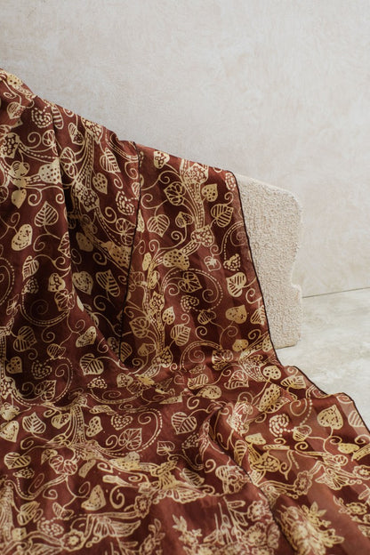 Syal Batik Sutra Rambat Love - Brown - 45