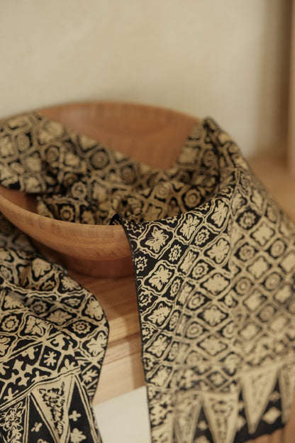 Scarf Batik Songket - Black | DNE