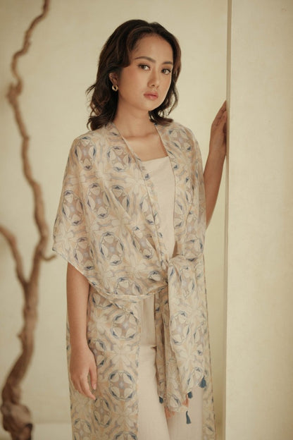 Tyas Outer / Cardigan