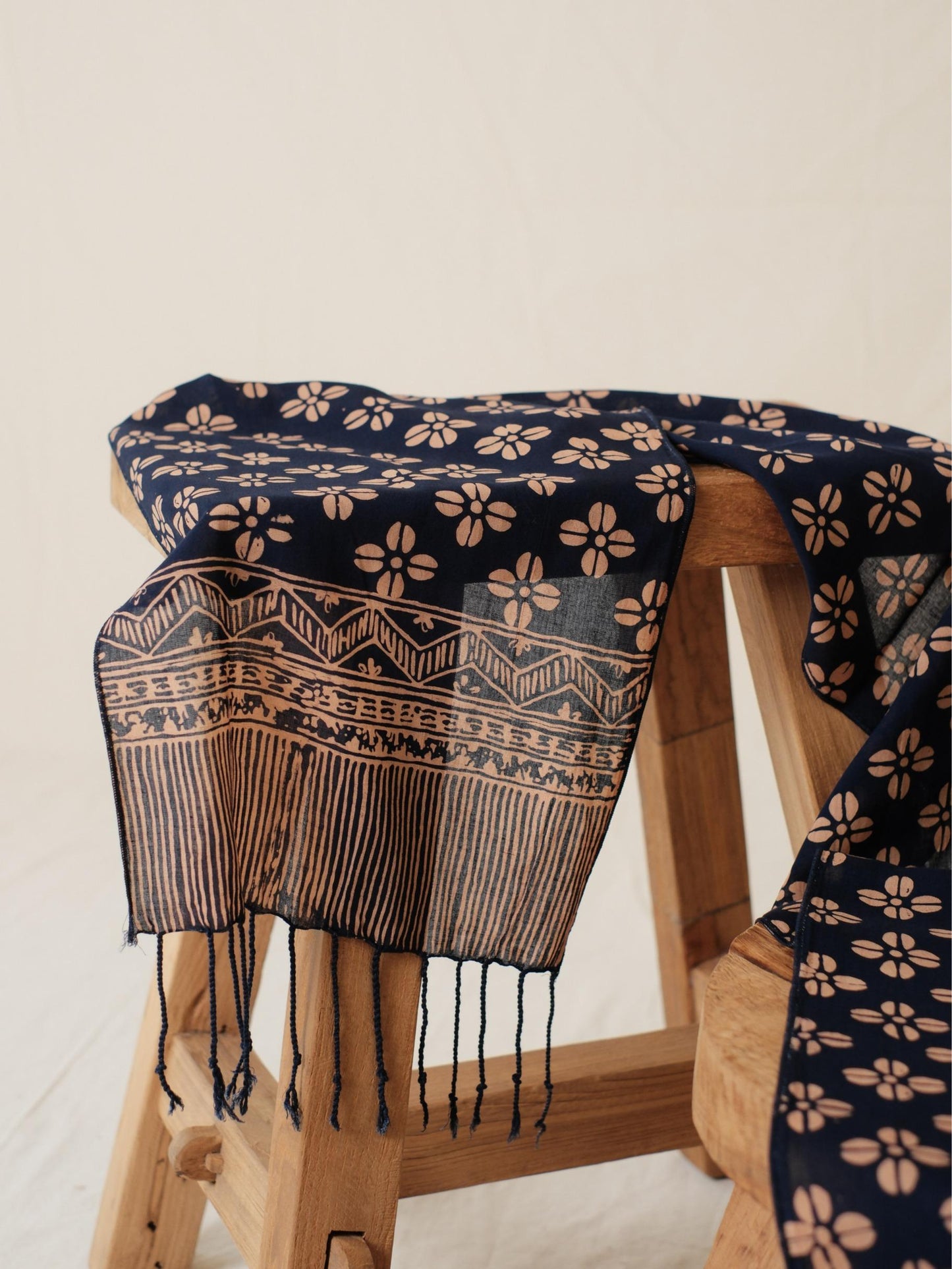 Scarf Batik Kopi Kawung - Dark Blue | DNC