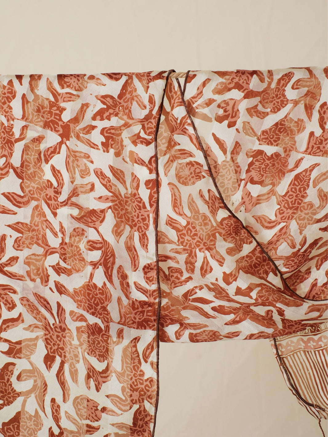 Syal Batik Sutra - Rimbun - Brown - 35