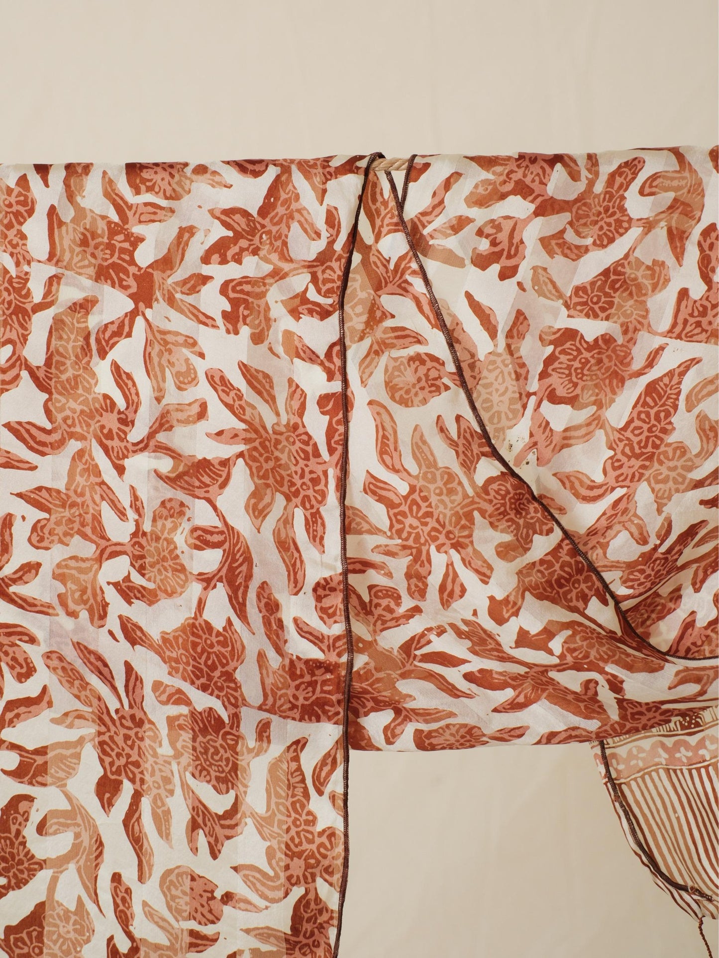 Syal Batik Sutra - Rimbun - Brown - 35