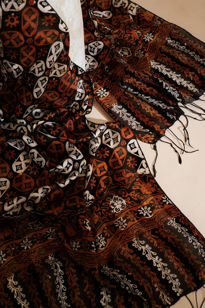 Syal Batik Sutra Kawung Mata - Soga - 45