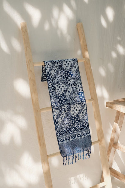 Scarf Batik TCC Sekar Jagad Blue