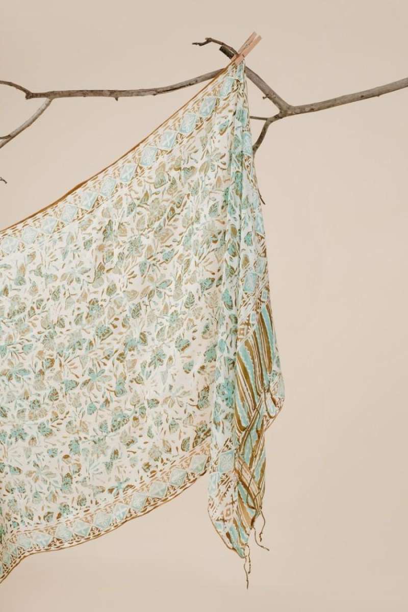 Syal Batik Sutra Green 01