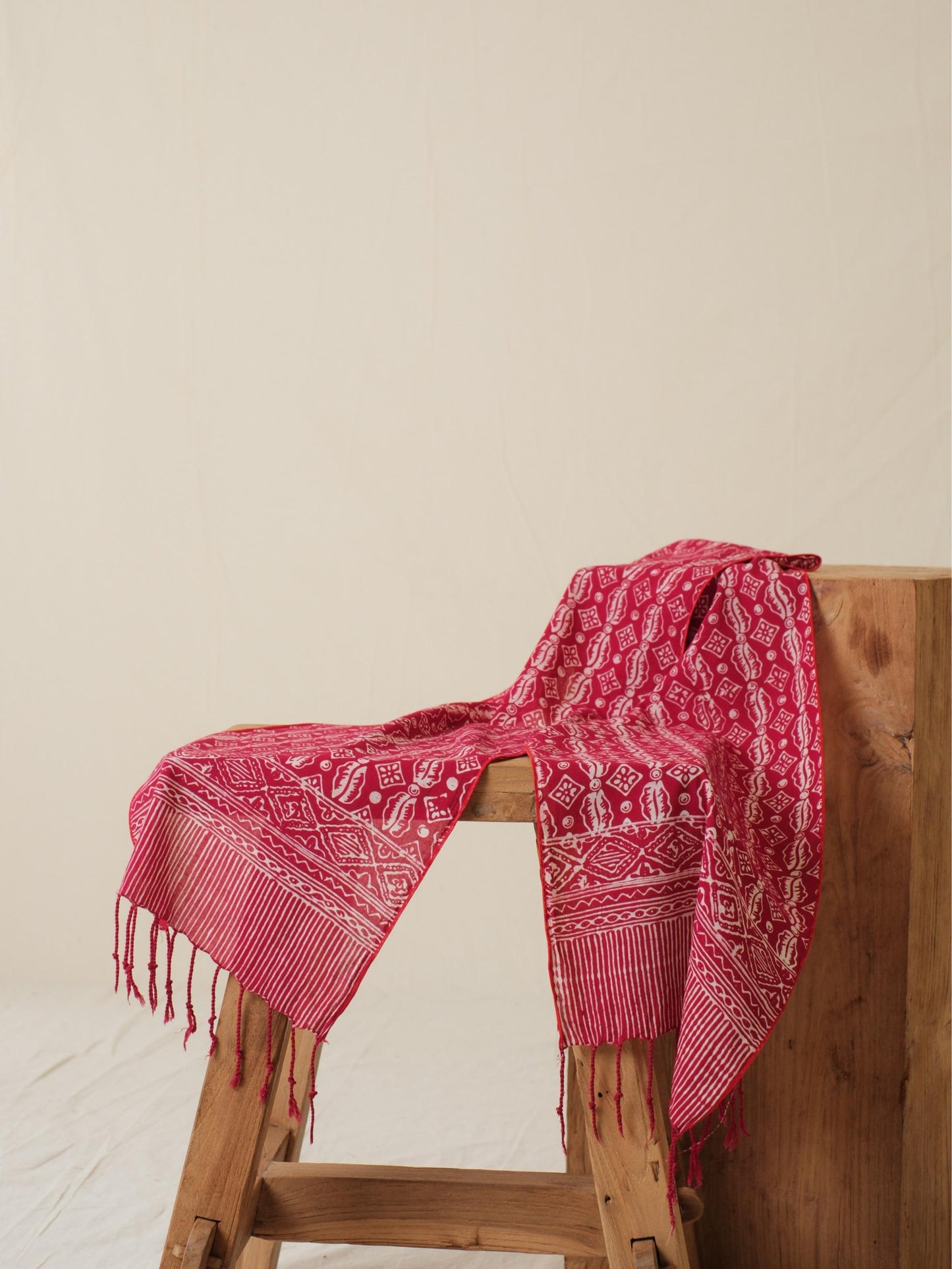 Scarf Batik Ceplok Wibowo - Red