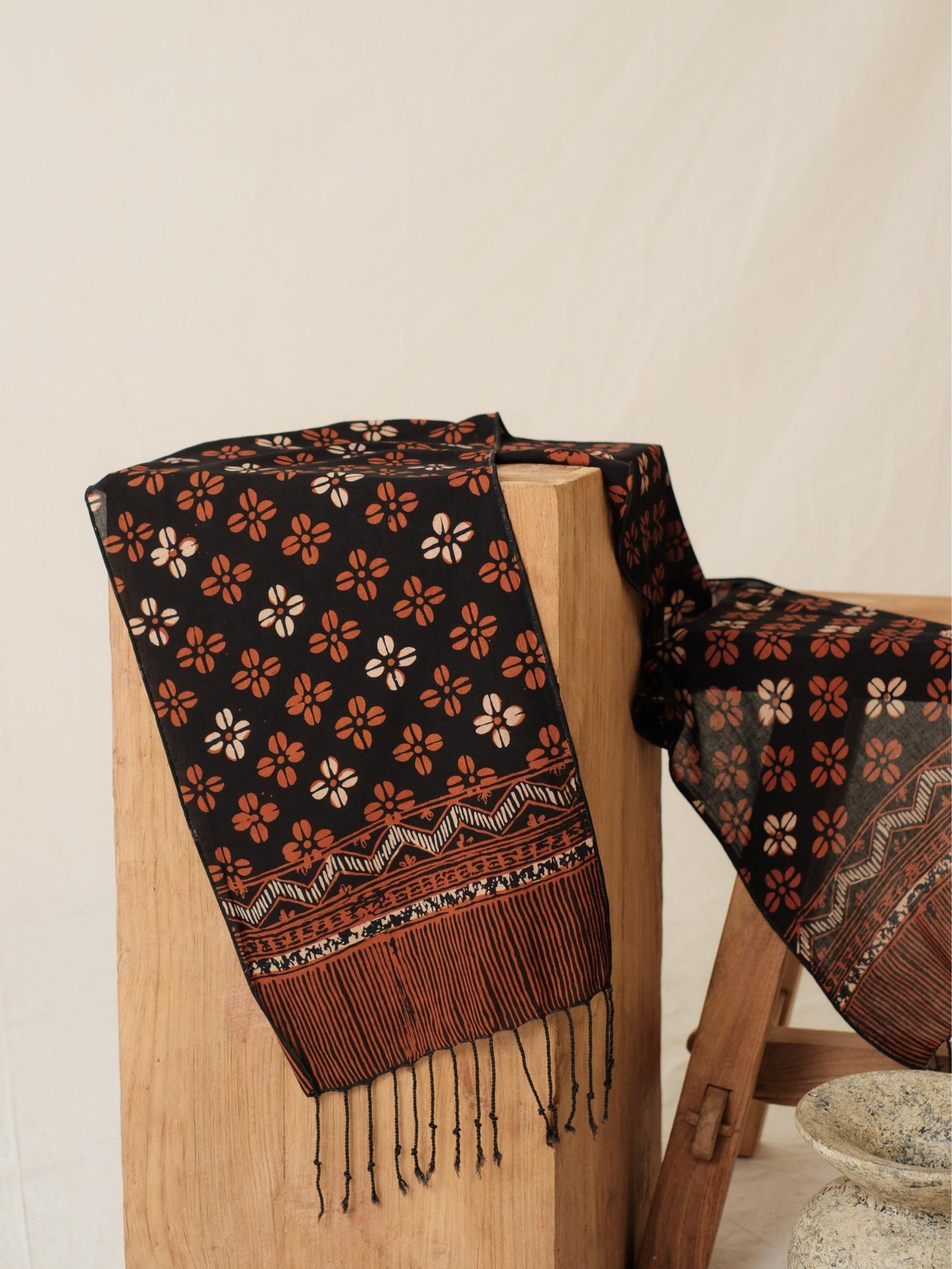Scarf Batik Kopi Kawung - Sogan | DNF